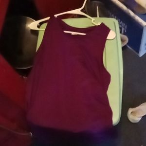 Reddish purplish Avia Xtra large 16-18
